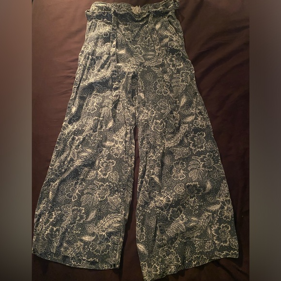 Bohemian, wide leg, floral, baby blue pants in size S. - Picture 1 of 5